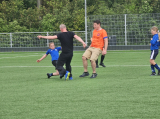 Laatste training S.K.N.W.K. JO10-1 (partijtje tegen de ouders) van woensdag 22 mei 2024 (86/133)